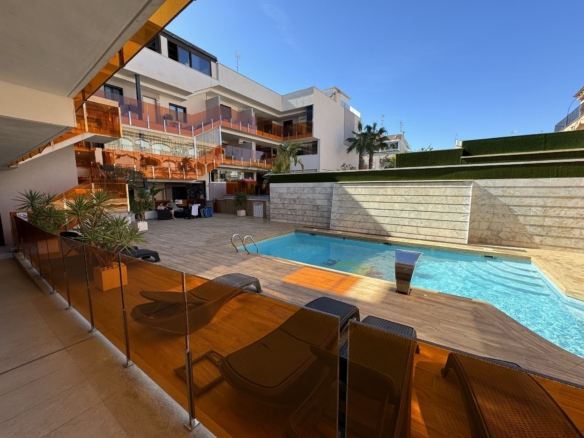 Apartment in Torrevieja – YC417687