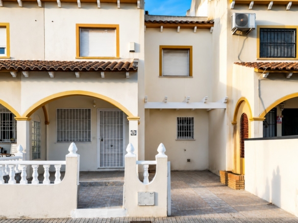 Town House in Orihuela Costa – YC417031