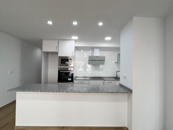 Apartment in Torrevieja – YC418611