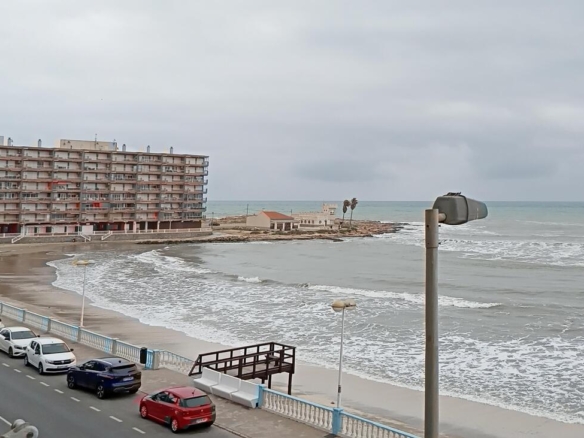 Apartment in Torrevieja – YC418938