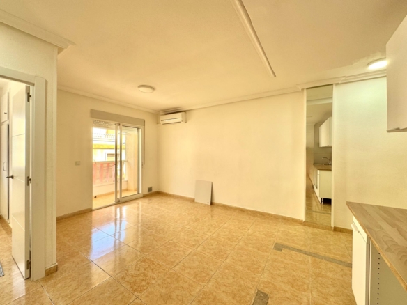 Apartment in Torrevieja – YC414795
