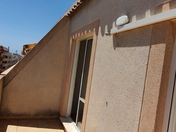 Penthouse in Torrevieja – YC416220
