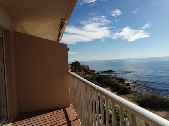 Apartment in Torrevieja – YC420328