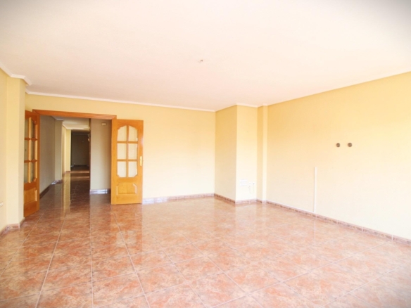 Apartment in Torrevieja – YC414384