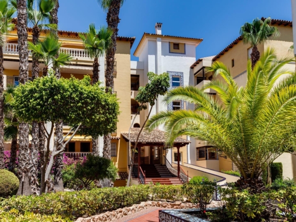 Apartment in Torrevieja – YC417955