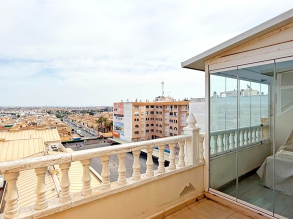 Apartment in Torrevieja – YC417537