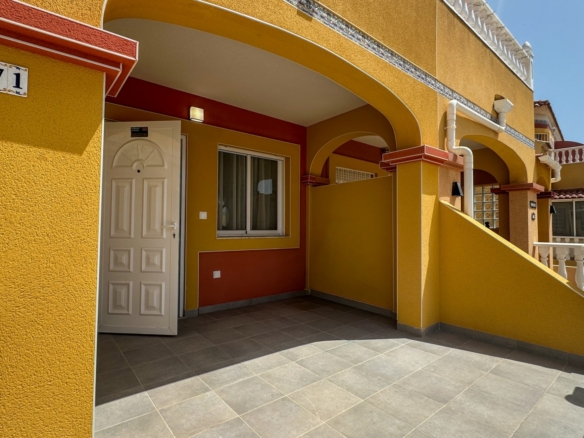 Town House in Orihuela Costa – YC465815
