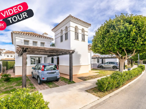 Villa in La Torre Golf Resort – YC465893