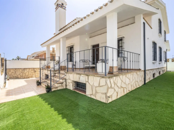 Villa in Santiago de la Ribera – YC465942