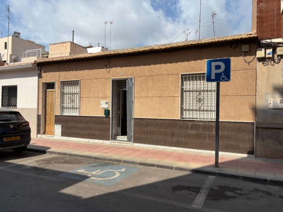 Town House in Guardamar del Segura – YC466106
