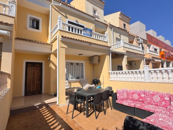 Town House in Campoamor – YC419438