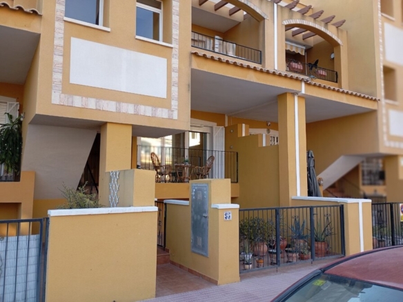 Apartment in Daya Nueva – YC466303
