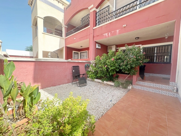 Bungalow in Orihuela Costa – YC466417