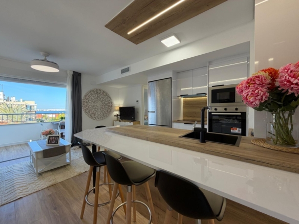 Apartment in Torrevieja – YC466447