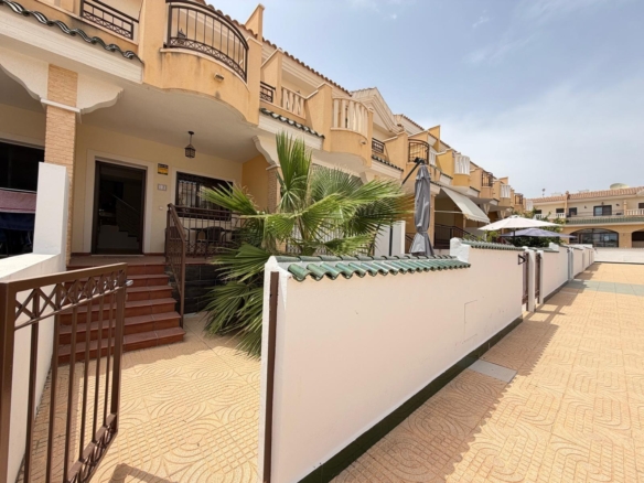 Town House in Rojales – YC466454