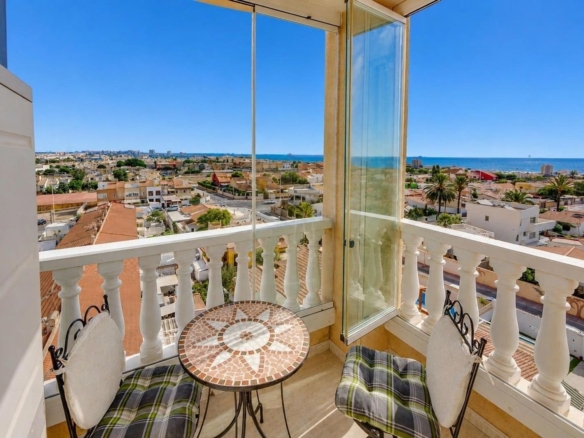 Apartment in Torrevieja – YC494706