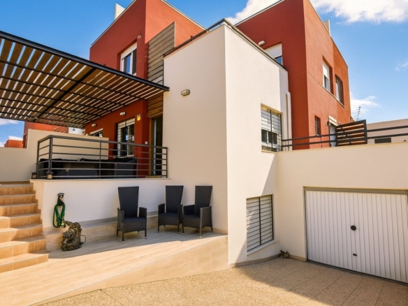 Villa in Algorfa – YC473303