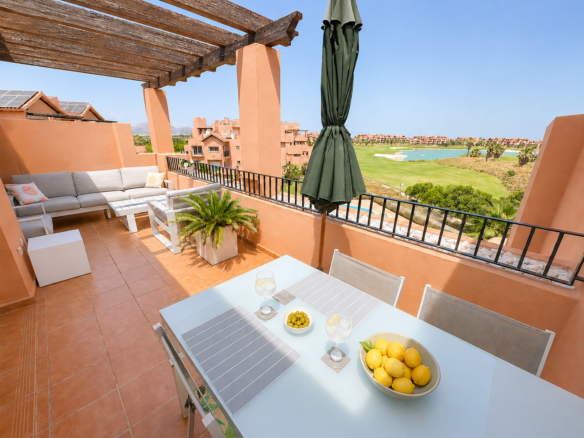 Apartment in Mar Menor Golf Resort – YC473638