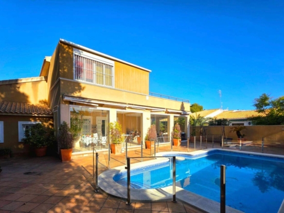 Town House in Orihuela Costa – YC473801