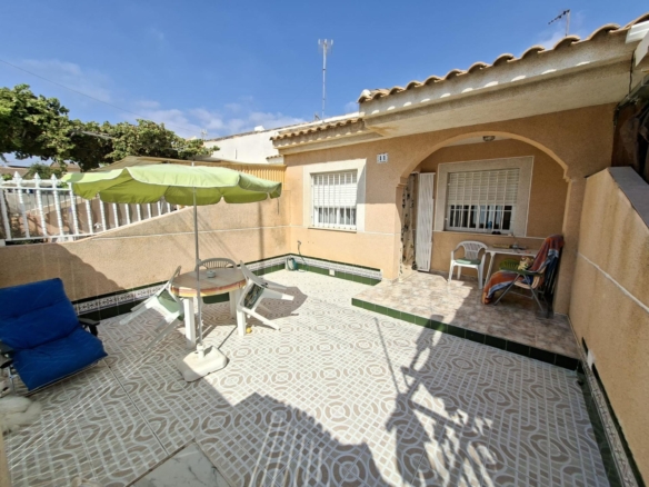 Bungalow in San Pedro del Pinatar – YC473966