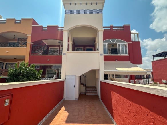 Bungalow in Orihuela Costa – YC474141