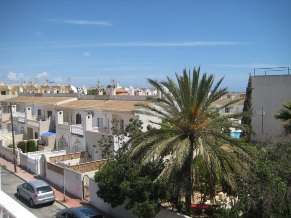 Apartment in Torrevieja – YC473923