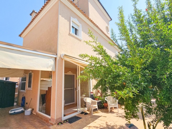 Villa in Orihuela Costa – YC474208