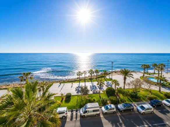 Apartment in Torrevieja – YC474579