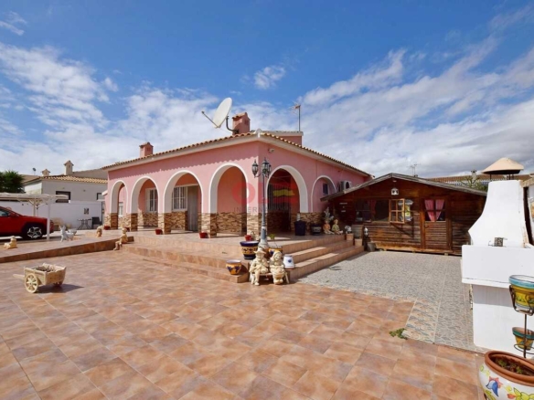 Villa in Cabo Roig – YC474632