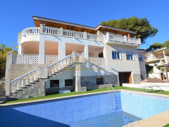 Villa in Campoamor – YC474639