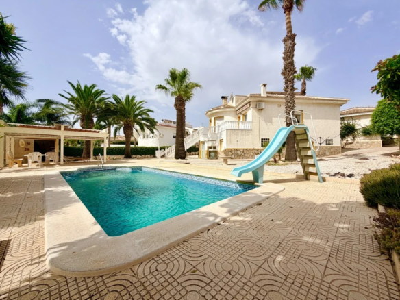 Villa in Ciudad Quesada – YC474669