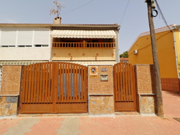 Town House in Torrevieja – YC474938
