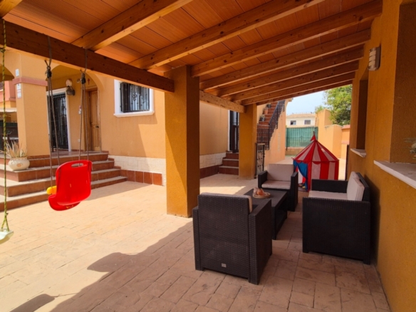 Villa in Torrevieja – YC475164