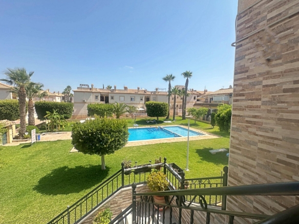Bungalow in Torrevieja – YC483223