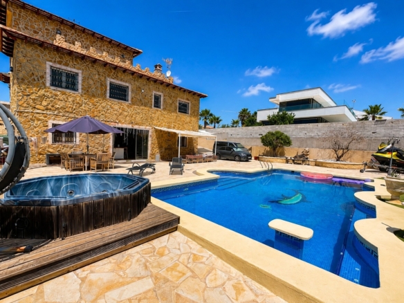 Villa in San Fulgencio – YC483067