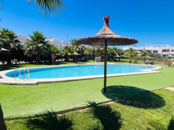 Apartment in Vistabella Golf Entre Naranjos – YC487480