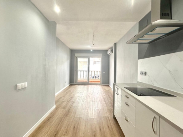 Apartment in Torrevieja – YC487610
