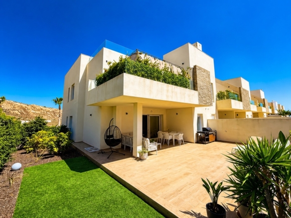 Apartment in La Finca Golf Resort – YC487683