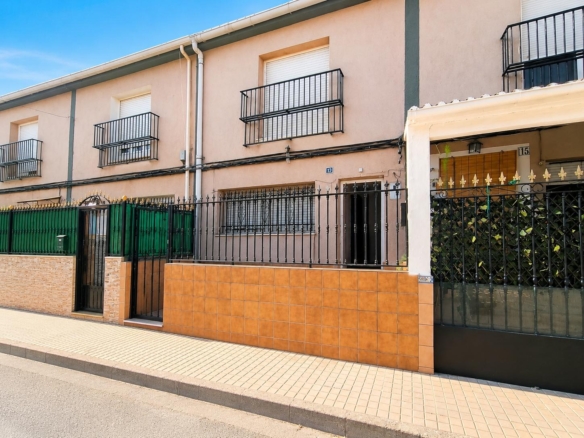 Town House in Pinoso – YC487794