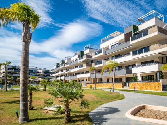 Apartment in Playa Flamenca – YC497100