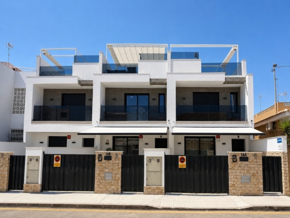 Town House in Torre de La Horadada – YC490675