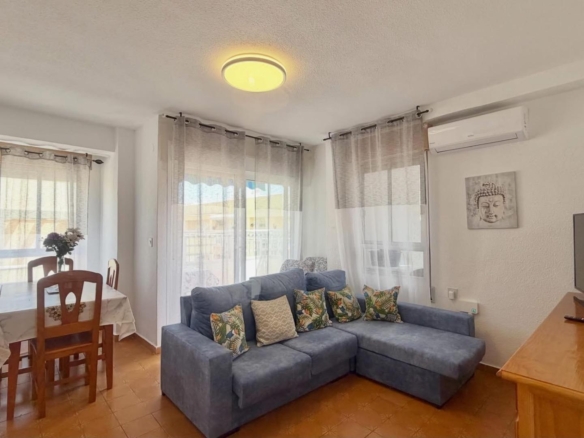 Penthouse in Torrevieja – YC490705