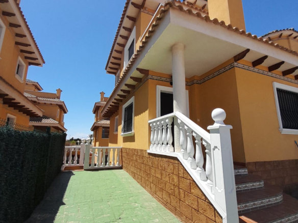 Villa in Ciudad Quesada – YC493187