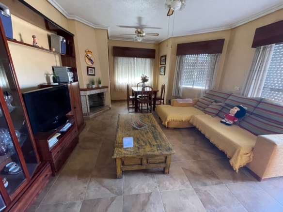 Villa in San Miguel de Salinas – YC493281