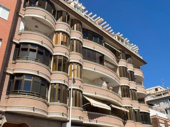 Apartment in Torrevieja – YC491258