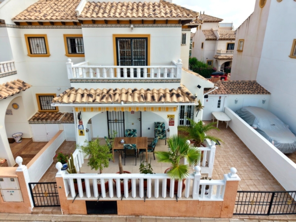 Town House in Cabo Roig – YC493704