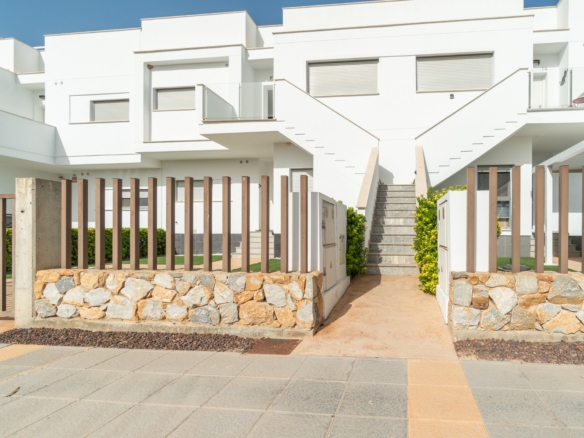 Bungalow in Vistabella Golf Entre Naranjos – YC473647