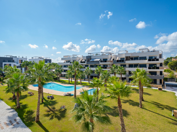 Apartment in Villamartin – YC497930