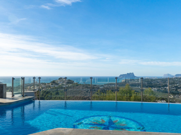 Villa in Moraira – YC494542