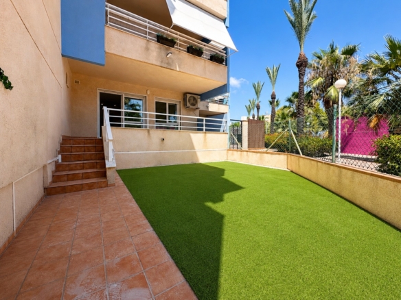 Apartment in Orihuela Costa – YC473666